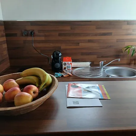 Issy Studio Apartmán *